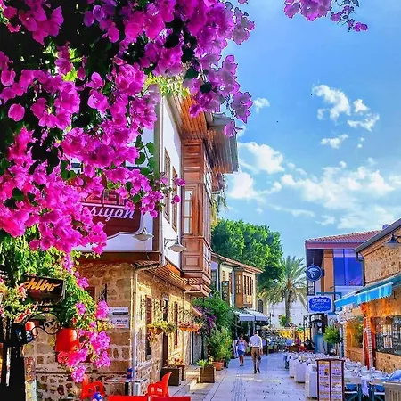 Holiday House Apartamento Antalya